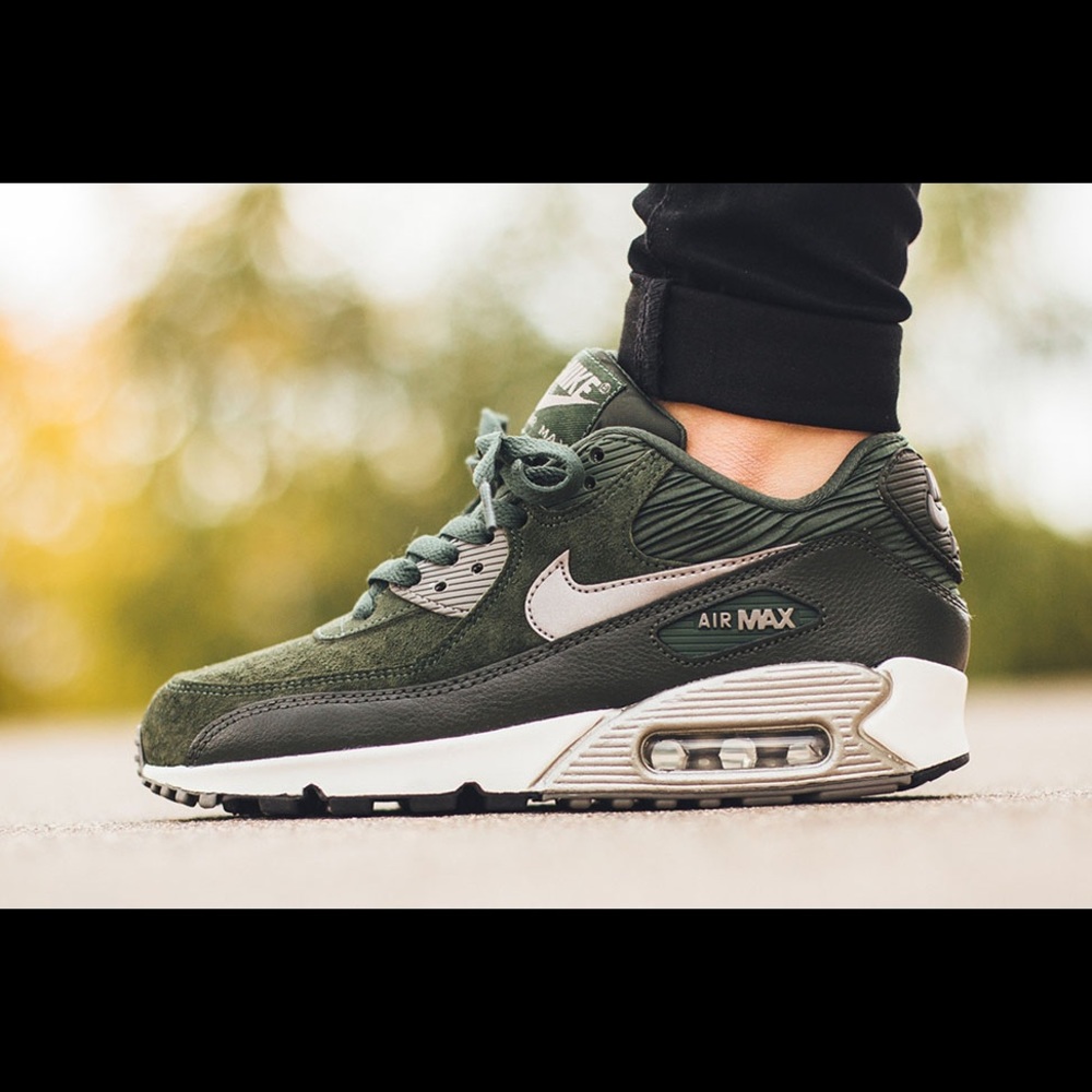 AIR MAX 90